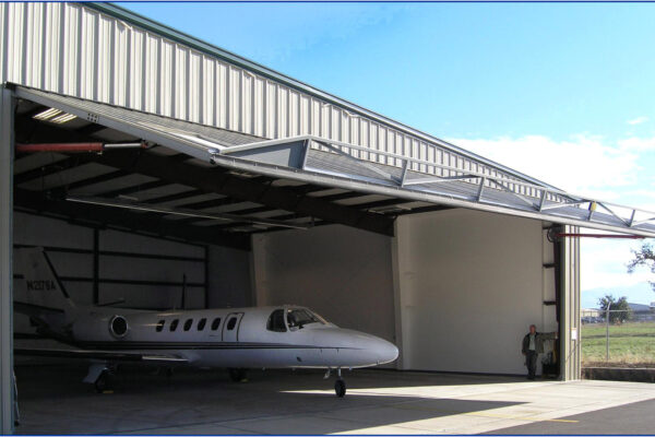 MB - Medford Hangar front door open